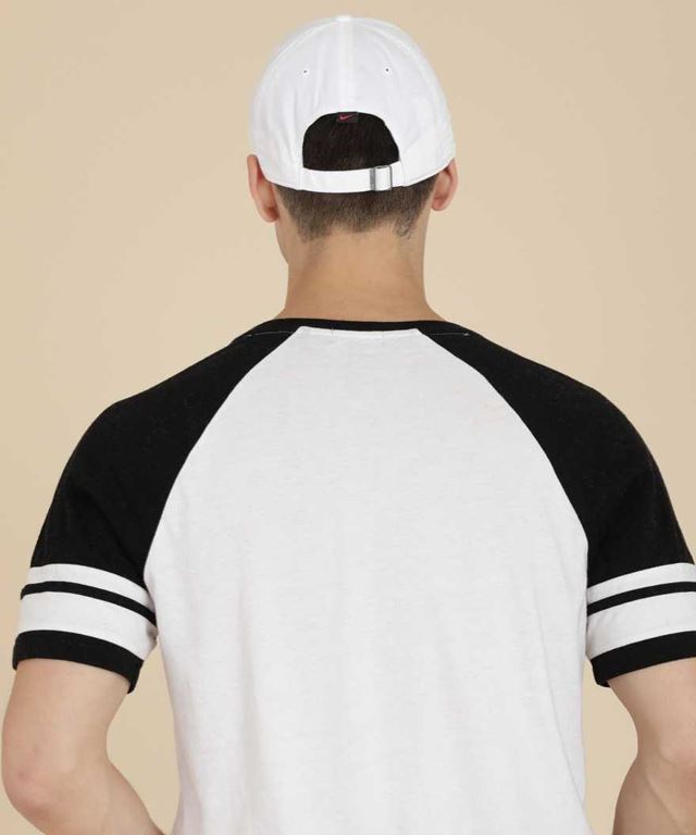free-852184-100white-nike-original-imafchremchwbuad_193932.jpg
