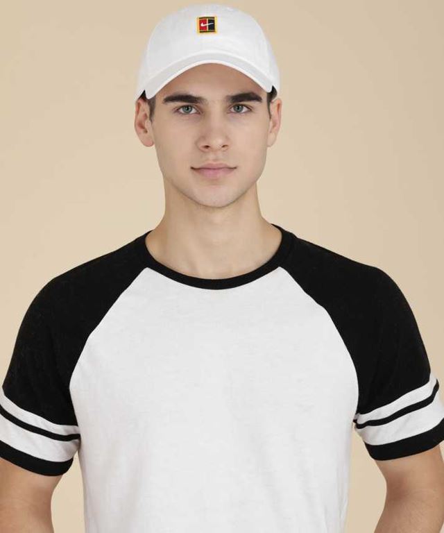 free-852184-100white-nike-original-imafchrepdyqvgss_193923.jpg