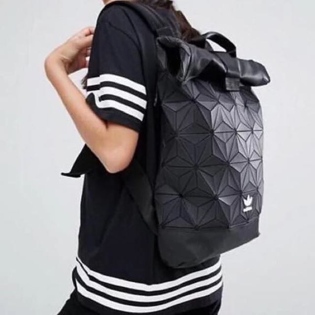 Dh0100 adidas sale